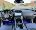 Синий Ягуар Ф-Пейс, объемом двигателя 3 л и пробегом 115 тыс. км за 23900 $, фото 97 на Automoto.ua