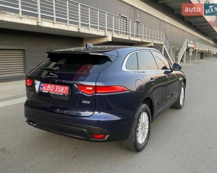 Синий Ягуар Ф-Пейс, объемом двигателя 2 л и пробегом 102 тыс. км за 25500 $, фото 4 на Automoto.ua