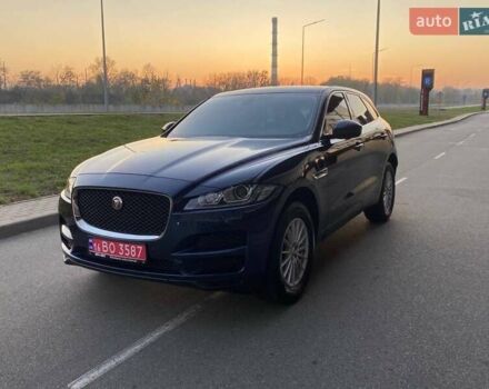 Синий Ягуар Ф-Пейс, объемом двигателя 2 л и пробегом 102 тыс. км за 25500 $, фото 2 на Automoto.ua