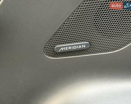 Синий Ягуар Ф-Пейс, объемом двигателя 2 л и пробегом 120 тыс. км за 16000 $, фото 15 на Automoto.ua