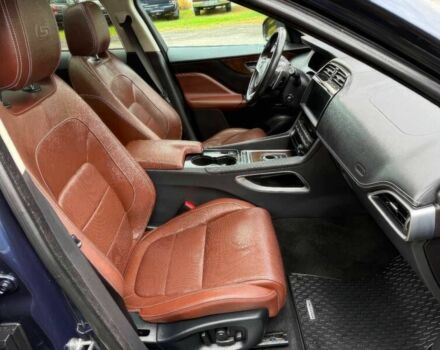 Синій Ягуар Ф-Пейс, об'ємом двигуна 3 л та пробігом 50 тис. км за 5600 $, фото 8 на Automoto.ua