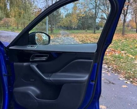 Ягуар Ф-Пейс 2017 у Рівному на Automoto.ua Синій Ягуар Ф-Пейс, об'ємом двигуна 2 л та пробігом 119 тис. км за 16300 $, фото 21 на Automoto.ua