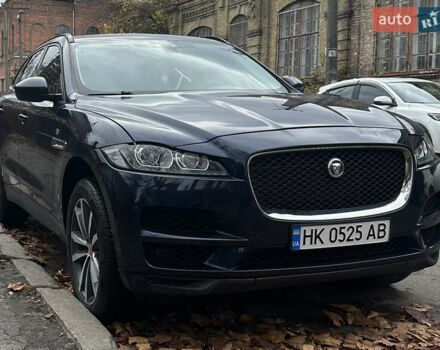 Синий Ягуар Ф-Пейс, объемом двигателя 2 л и пробегом 92 тыс. км за 16999 $, фото 3 на Automoto.ua