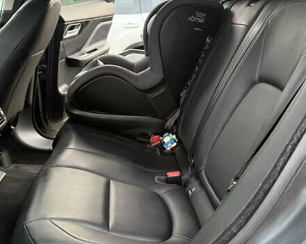 Синій Ягуар Ф-Пейс, об'ємом двигуна 2 л та пробігом 116 тис. км за 29000 $, фото 8 на Automoto.ua