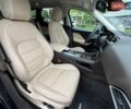 Синій Ягуар Ф-Пейс, об'ємом двигуна 2 л та пробігом 85 тис. км за 27990 $, фото 10 на Automoto.ua