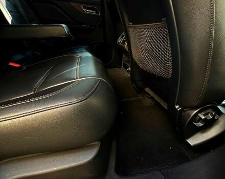 Синій Ягуар Ф-Пейс, об'ємом двигуна 3 л та пробігом 182 тис. км за 30000 $, фото 11 на Automoto.ua