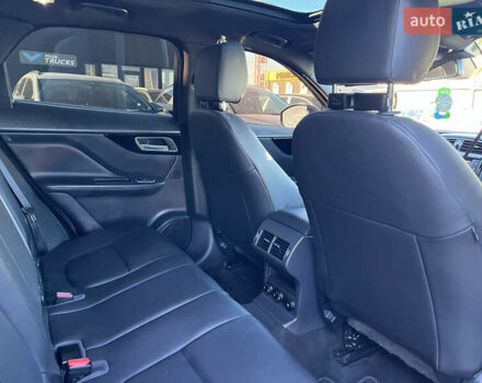 Синий Ягуар Ф-Пейс, объемом двигателя 2 л и пробегом 88 тыс. км за 17800 $, фото 25 на Automoto.ua