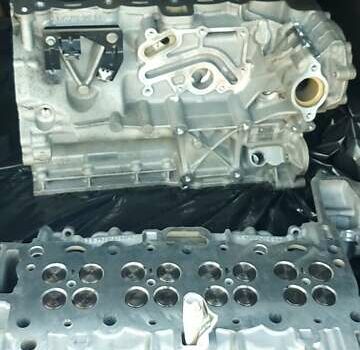 Синий Ягуар Ф-Пейс, объемом двигателя 2 л и пробегом 136 тыс. км за 25400 $, фото 3 на Automoto.ua