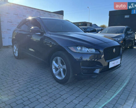 Синий Ягуар Ф-Пейс, объемом двигателя 2 л и пробегом 88 тыс. км за 17800 $, фото 2 на Automoto.ua