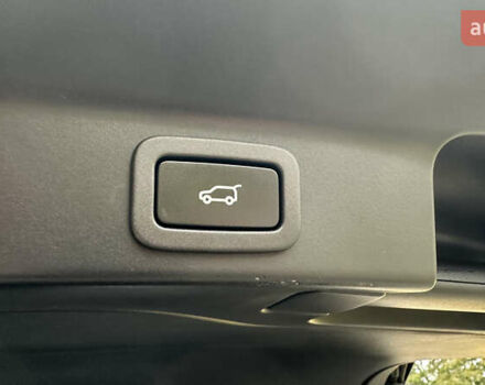 Ягуар Ф-Пейс 2018 у Дубно на Automoto.ua Синій Ягуар Ф-Пейс, об'ємом двигуна 2 л та пробігом 140 тис. км за 16999 $, фото 18 на Automoto.ua