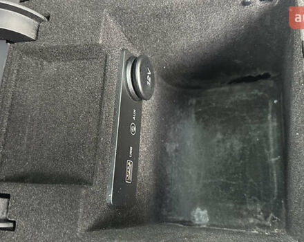 Ягуар Ф-Пейс 2018 у Дубно на Automoto.ua Синій Ягуар Ф-Пейс, об'ємом двигуна 2 л та пробігом 140 тис. км за 16999 $, фото 31 на Automoto.ua