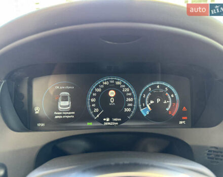 Синій Ягуар Ф-Пейс, об'ємом двигуна 3 л та пробігом 69 тис. км за 29000 $, фото 23 на Automoto.ua