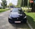 Синій Ягуар Ф-Пейс, об'ємом двигуна 2 л та пробігом 88 тис. км за 17850 $, фото 1 на Automoto.ua