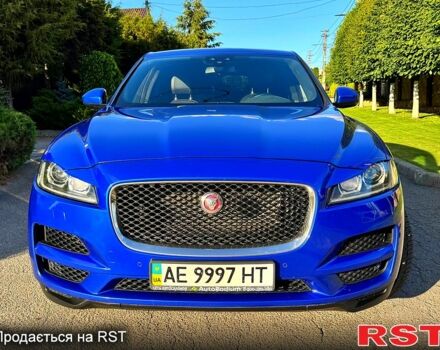 Синій Ягуар Ф-Пейс, об'ємом двигуна 3 л та пробігом 182 тис. км за 30000 $, фото 1 на Automoto.ua
