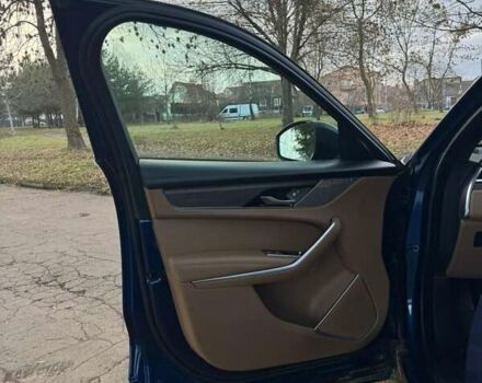 Синій Ягуар Ф-Пейс, об'ємом двигуна 2 л та пробігом 61 тис. км за 32000 $, фото 34 на Automoto.ua