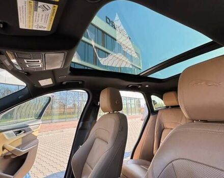 Синий Ягуар Ф-Пейс, объемом двигателя 2 л и пробегом 60 тыс. км за 32000 $, фото 18 на Automoto.ua