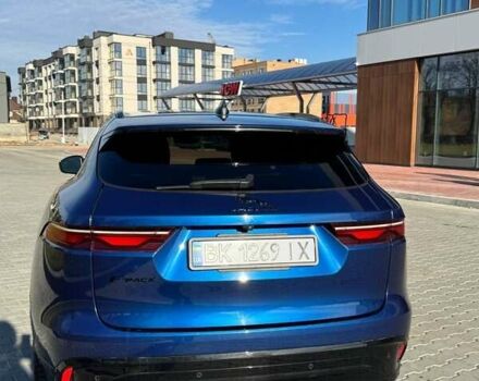 Синий Ягуар Ф-Пейс, объемом двигателя 2 л и пробегом 60 тыс. км за 32000 $, фото 10 на Automoto.ua