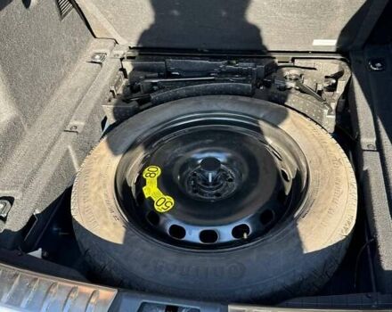 Синій Ягуар Ф-Пейс, об'ємом двигуна 2 л та пробігом 61 тис. км за 32000 $, фото 28 на Automoto.ua