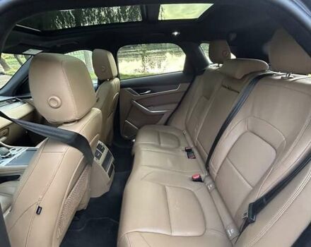 Синій Ягуар Ф-Пейс, об'ємом двигуна 2 л та пробігом 60 тис. км за 32000 $, фото 16 на Automoto.ua