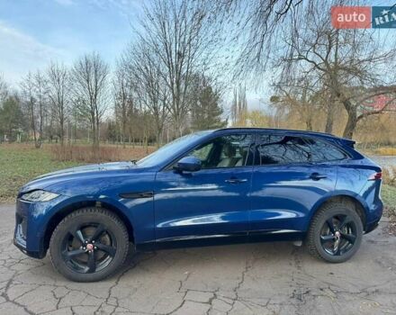 Синій Ягуар Ф-Пейс, об'ємом двигуна 2 л та пробігом 61 тис. км за 32000 $, фото 3 на Automoto.ua