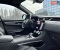 Синий Ягуар Ф-Пейс, объемом двигателя 2 л и пробегом 48 тыс. км за 44500 $, фото 19 на Automoto.ua