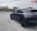 Синий Ягуар Ф-Пейс, объемом двигателя 2 л и пробегом 48 тыс. км за 44500 $, фото 10 на Automoto.ua