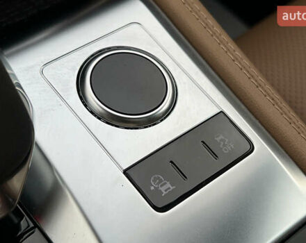 Синий Ягуар Ф-Пейс, объемом двигателя 2 л и пробегом 5 тыс. км за 48999 $, фото 17 на Automoto.ua