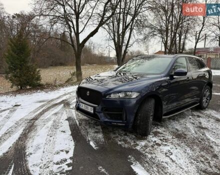 Синій Ягуар Ф-Пейс, об'ємом двигуна 2 л та пробігом 103 тис. км за 27500 $, фото 1 на Automoto.ua