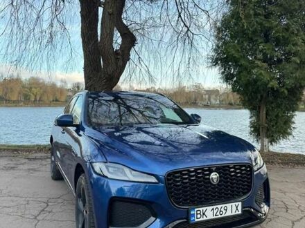 Синій Ягуар Ф-Пейс, об'ємом двигуна 2 л та пробігом 62 тис. км за 32000 $, фото 1 на Automoto.ua