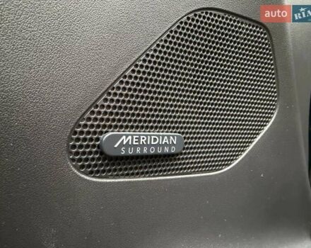 Зеленый Ягуар Ф-Пейс, объемом двигателя 2.99 л и пробегом 143 тыс. км за 28000 $, фото 18 на Automoto.ua