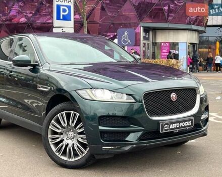 Зеленый Ягуар Ф-Пейс, объемом двигателя 2 л и пробегом 115 тыс. км за 22990 $, фото 3 на Automoto.ua