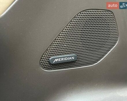 Зеленый Ягуар Ф-Пейс, объемом двигателя 2 л и пробегом 115 тыс. км за 22990 $, фото 17 на Automoto.ua