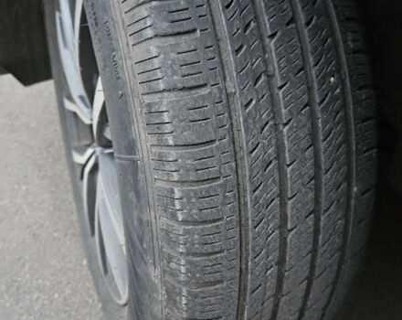 Зелений Ягуар Ф-Пейс, об'ємом двигуна 2 л та пробігом 70 тис. км за 29900 $, фото 2 на Automoto.ua