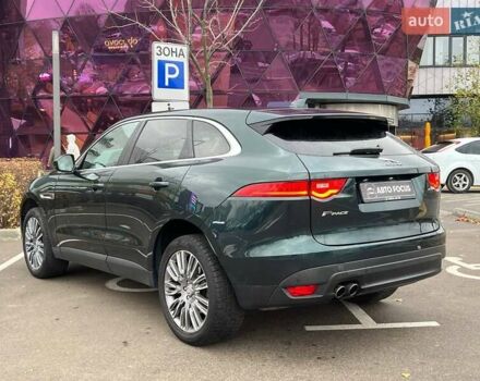 Зеленый Ягуар Ф-Пейс, объемом двигателя 2 л и пробегом 115 тыс. км за 22990 $, фото 4 на Automoto.ua