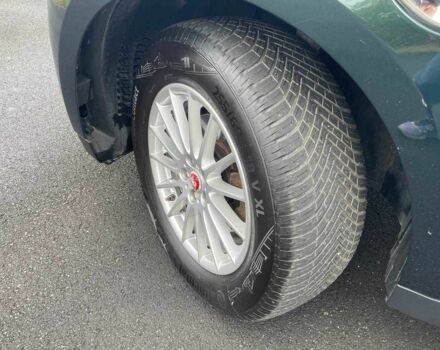 Зеленый Ягуар Ф-Пейс, объемом двигателя 2 л и пробегом 60 тыс. км за 14900 $, фото 8 на Automoto.ua