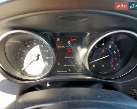 Зеленый Ягуар Ф-Пейс, объемом двигателя 2 л и пробегом 105 тыс. км за 4700 $, фото 8 на Automoto.ua