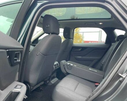 Зеленый Ягуар Ф-Пейс, объемом двигателя 2 л и пробегом 60 тыс. км за 14900 $, фото 10 на Automoto.ua