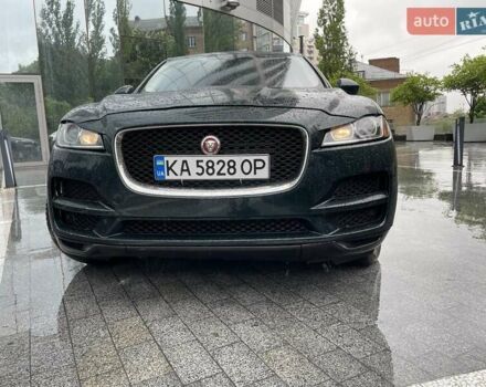 Зелений Ягуар Ф-Пейс, об'ємом двигуна 2 л та пробігом 175 тис. км за 21200 $, фото 1 на Automoto.ua
