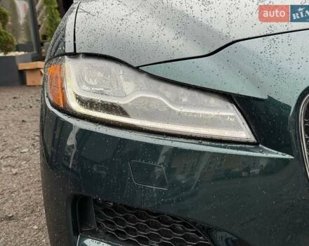 Зелений Ягуар Ф-Пейс, об'ємом двигуна 2 л та пробігом 101 тис. км за 18500 $, фото 41 на Automoto.ua