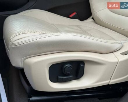 Зелений Ягуар Ф-Пейс, об'ємом двигуна 2 л та пробігом 101 тис. км за 18500 $, фото 22 на Automoto.ua