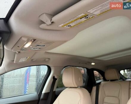 Зелений Ягуар Ф-Пейс, об'ємом двигуна 2 л та пробігом 101 тис. км за 18500 $, фото 21 на Automoto.ua