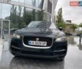Зеленый Ягуар Ф-Пейс, объемом двигателя 2 л и пробегом 175 тыс. км за 24750 $, фото 4 на Automoto.ua