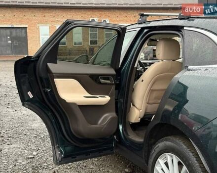 Зелений Ягуар Ф-Пейс, об'ємом двигуна 2 л та пробігом 101 тис. км за 18500 $, фото 32 на Automoto.ua