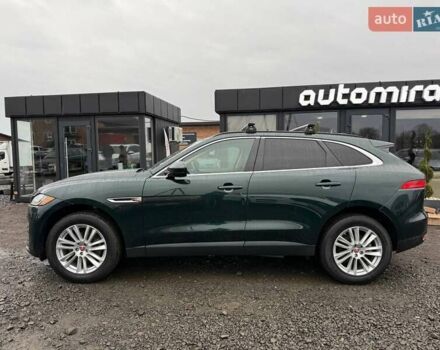 Зелений Ягуар Ф-Пейс, об'ємом двигуна 2 л та пробігом 101 тис. км за 18500 $, фото 3 на Automoto.ua