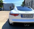 Белый Ягуар Ф-Тайп, объемом двигателя 3 л и пробегом 150 тыс. км за 28000 $, фото 1 на Automoto.ua