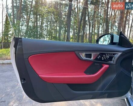 Білий Ягуар Ф-Тайп, об'ємом двигуна 3 л та пробігом 93 тис. км за 35990 $, фото 33 на Automoto.ua