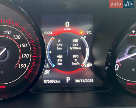 Черный Ягуар Ф-Тайп, объемом двигателя 3 л и пробегом 75 тыс. км за 33300 $, фото 49 на Automoto.ua