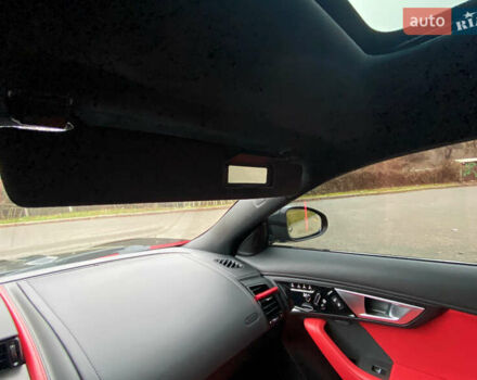 Черный Ягуар Ф-Тайп, объемом двигателя 3 л и пробегом 75 тыс. км за 33300 $, фото 52 на Automoto.ua