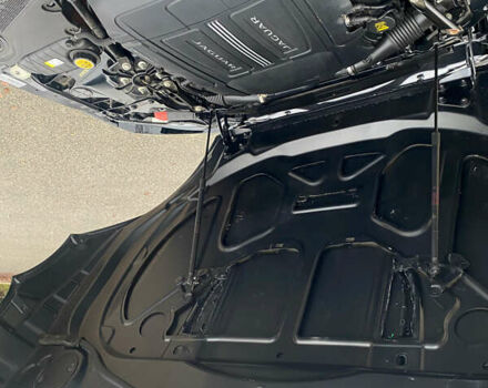 Черный Ягуар Ф-Тайп, объемом двигателя 3 л и пробегом 75 тыс. км за 33300 $, фото 35 на Automoto.ua