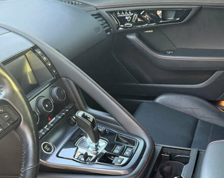 Чорний Ягуар Ф-Тайп, об'ємом двигуна 5 л та пробігом 45 тис. км за 42000 $, фото 18 на Automoto.ua